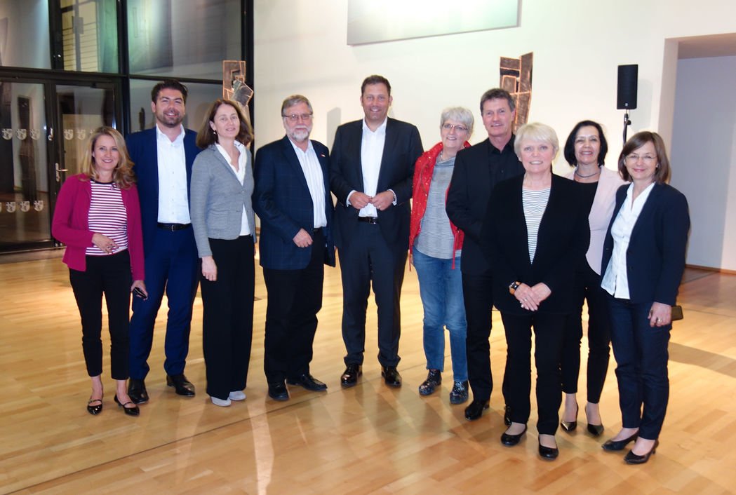 lars klingbeil in der landesgruppe rheinland pfalz spd muss partei der zuversicht und des mutigen aufbruchs sein spd landesgruppe rheinland pfalz